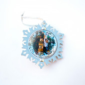 Елочная игрушка снежинка